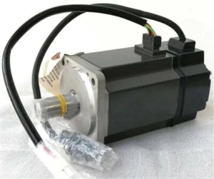 1PC New Mitsubishi HC-KFS053BK Servo Motor HCKFS053BK Fast Ship - Picture 1 of 6
