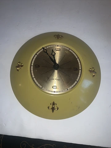 vintage seth Thomas bathette mcm mid century clock french style Harvest Gold Cover