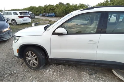 2017 Volkswagen Tiguan Transmission OEM 91K Miles - LKQ435340534 - Image 1 of 4