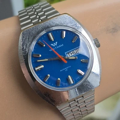 Vintage WALTHAM men's automatic watch day/date FHF909 Blue dial swiss made 1970s - Image 1 of 4