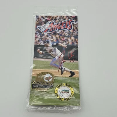 MLB Anaheim Angels DARIN ERSTAD #17 ~ 2000 Gold Glove Recipient Pin on Card  NEW - Image 1 of 4