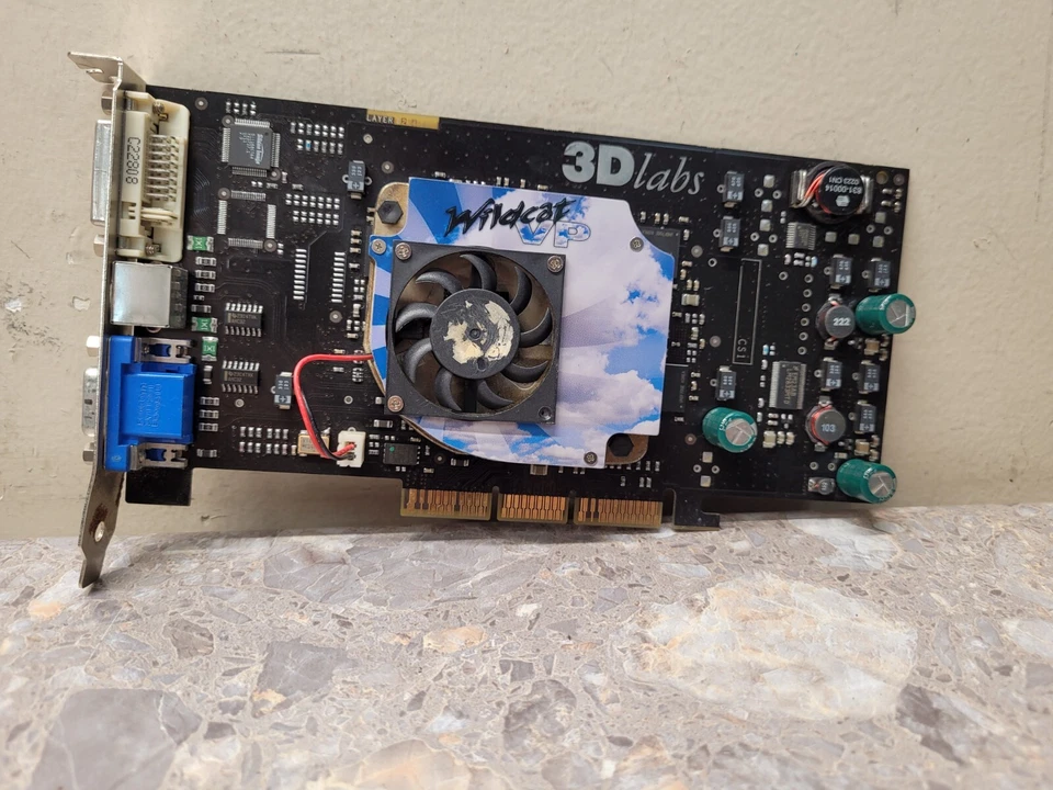 VINTAGE - AGP VGA 3Dlabs Wildcat VP760 64mb sdram VERY RARE - RETRO XP BUILD - Image 1 of 4