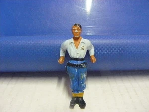 STARLUX LES COW BOYS  N° 19 LE COW BOY AU POTEAU DE TORTURE - Picture 1 of 1