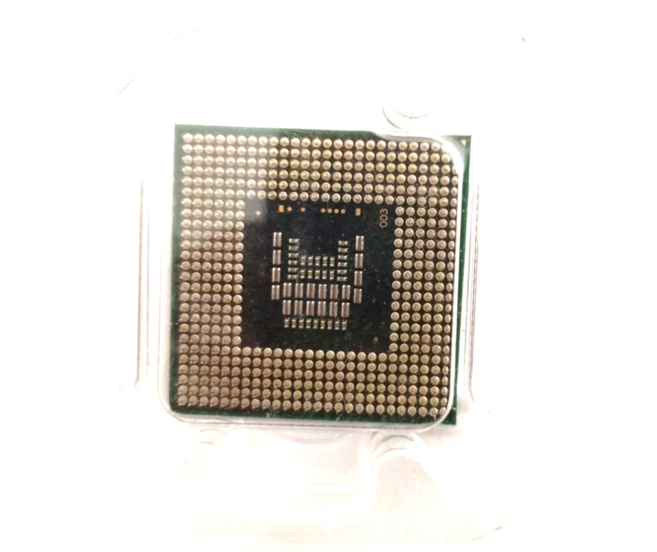 CPU Intel 06 Dual Core DUO T8300 2.40 3M 800 SLAQZ ff80577t8300 - Immagine 1 di 1