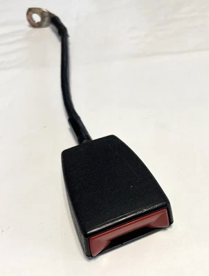 Receptor hebilla cinturón seguridad mercedes-benz w126 81-83, centro trasero Foto 1 de 2