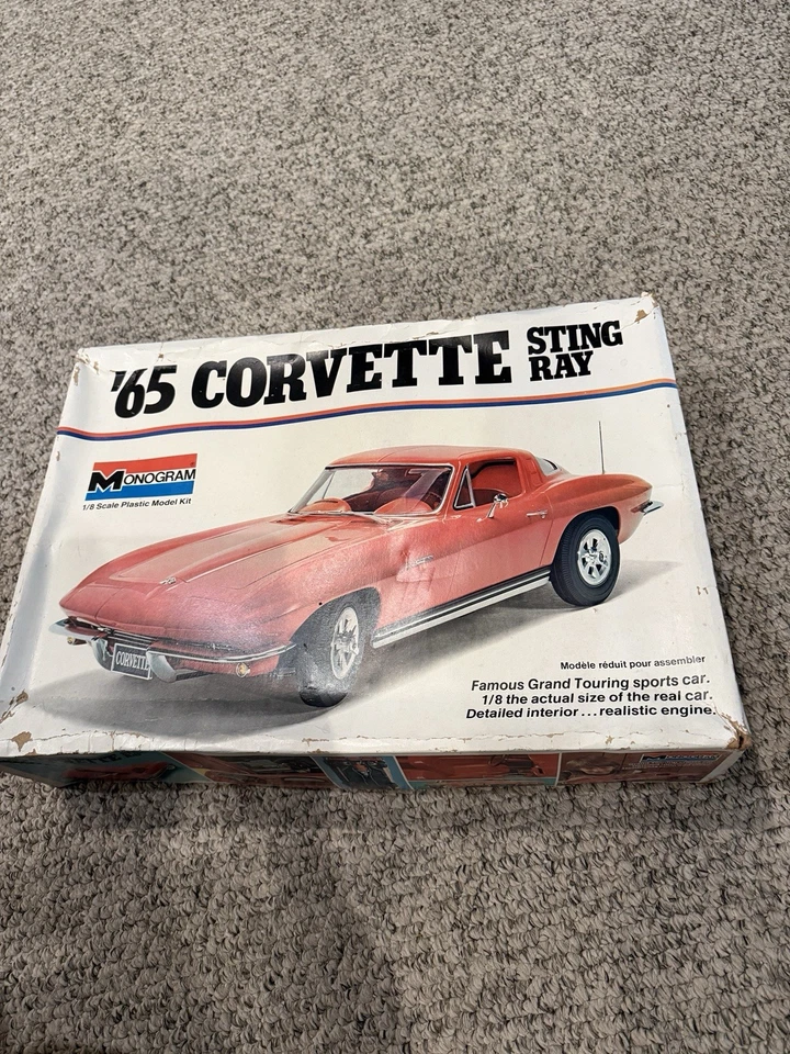 Vintage 1:8 Scale Monogram Corvette ‘65 Sting Ray Vintage Model Kit  # 2600 - Image 1 of 4