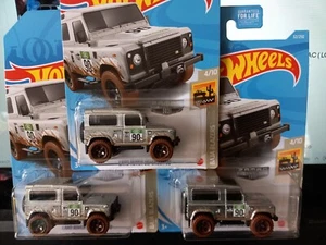 hot wheels 2021 zamac Landrover Defender 90 Baja Blazers Lot Of 3 - Picture 1 of 2