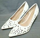 MONROE & MAIN Womens Casual Dress Slip-On 3 1/4" High Heel Shoes Size 9 M White