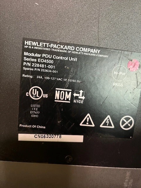 HP 1U Rack Mount 24A 100-127VAC 1P Core Module PDU EO4500 252634-001/228481-001 - Image 1 of 4
