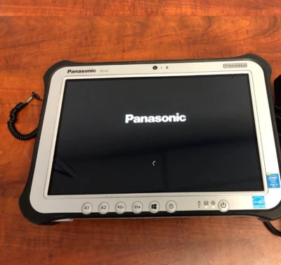 SSD com scanner Panasonic-FZ-G1 Toughpad 10.1"" Core i5-4310@2.00GHz 8GB RAM 256GB - Imagem 1 de 4