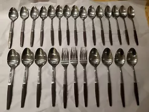 Interpur Wood Handle Canoe Hearts Stainless Flatware 26 Pieces Japan Vintage - Picture 1 of 10