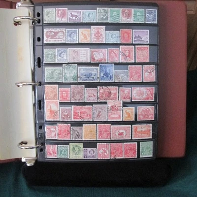 Australia gran acumulación usada en 24 existencias negras en carpeta (A1279) Foto 1 de 4