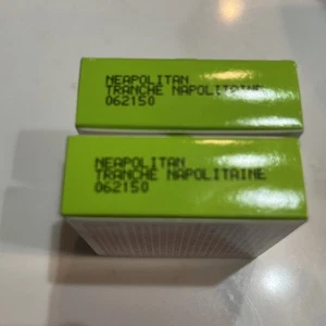 NIB Mary Kay at Play Baked Eye Trio - Neapolitan RARE. Lot Of 2 - Picture 1 of 2