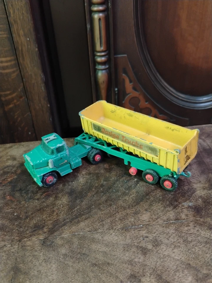Matchbox Lesney Dodge Tractor K-16 with Fruehauf Tipper Trailer - Image 1 of 4