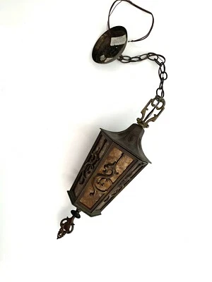 Antiguo colgante renacimiento español con mica Foto 1 de 4