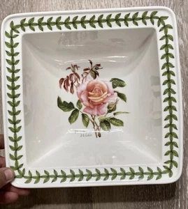 PORTMEIRION BONTANIC ROSES SQUARE SERVING BOWL 8.75” NEW - Picture 1 of 11