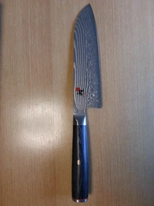 Coltello da cucina giapponese Zwilling MIYABI Santoku 5000 FC - D 34684-181-0 - Foto 1 di 5