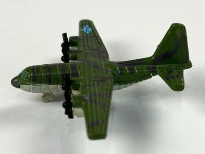 Micro Machines Military C-130 Hercules Transport Aircraft Galoob LGTI 1998 - Image 1 of 4