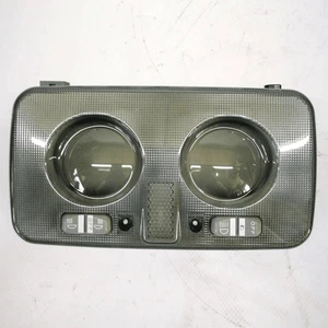 Éclairage de courtoisie avant toit ALFA ROMEO GIULIETTA (X7) 1.4 Turbo Ber. - Picture 1 of 6