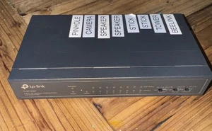 Conmutador de escritorio TP-Link TL-SF1009P - 9 puertos 10/100 Mbps con PoE de 8 puertos - Imagen 1 de 2