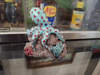 Antigua pecera de acuario vintage cerámica bisque rojo manchado azul pulpo americano  Foto 1 de 4