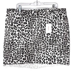 NWT Good American Leopard Print Fringe Hem White Black Jean Skirt Size 18 - Picture 1 of 12