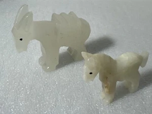 Paar alte handgeschnitzte Pferdefiguren aus Onyx Stein - Bild 1 von 20