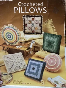 Leisure Arts Crocheted Pillows Patterns Set Of Two - Picture 1 of 8