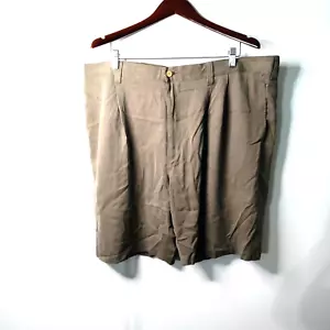 Jamaica Jaxx Men 42 Chino Shorts 100% Silk Pleated Front Safari Green NWT Preppy - Picture 1 of 8