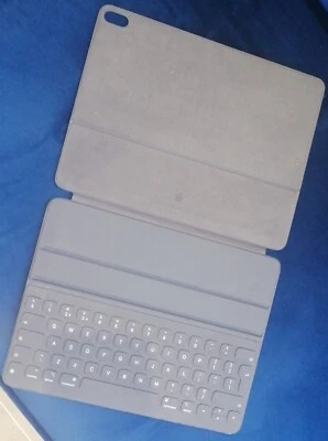 Apple MJYR2LL/A Smart Keyboard for iPad Pro 12.9" - Grey refurbished excellent.  - Image 1 of 4