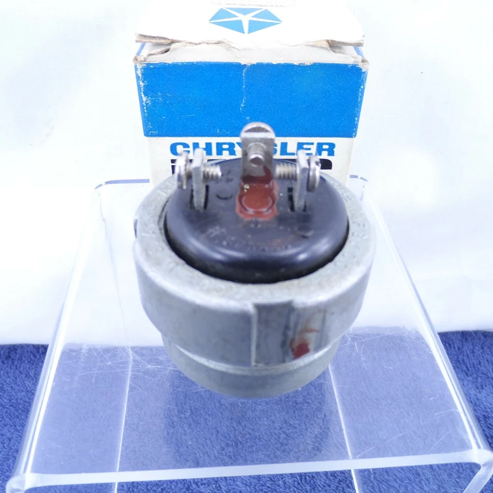 Interruptor de luz de freno 1963-1968 Dodge LCF camión 600-1000 remolque de freno nuevo 2507066 Foto 1 de 4