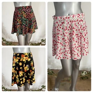 New Look Flippy Mini Skirt Size 6 8 12 & 18 White Black Floral Fruit Print MK63 - Picture 1 of 24