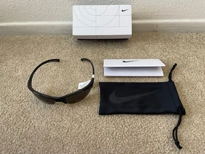 Women's Black Nike Skylon Sport Polarized Lenses Sunglasses IF2485X-001 With Box - Picture 1 of 11