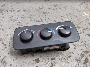 JEEP COMMANDER 2007 REAR HEATER CLIMATE CONTROL PANEL - Picture 1 of 3