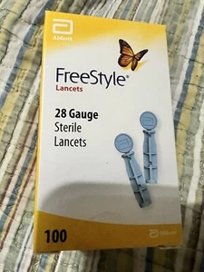 100 FREE STYLE 28 GAUGE STERILE LANCETS BY ABBOTT DIABETIC CARE 06 2026. - Picture 1 of 5