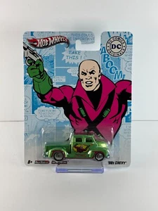 Hot Wheels DC COMICS AÑOS 50 GREEN CHEVY REAL RIDERS Metal Diecast LEX LUTHER 2010 - Imagen 1 de 2