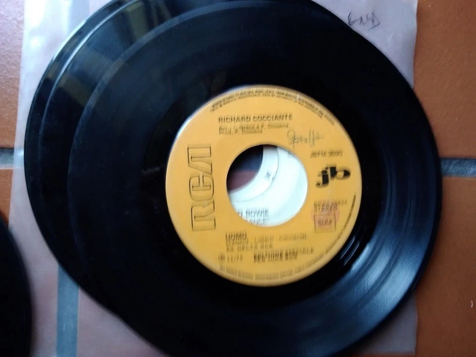 7" PROMO RICCARDO COCCIANTE UOMO ROMA CAPOCCIA  THEORIUS CAMPUS VG/VG+ - Immagine 1 di 1