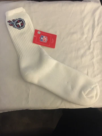 TENNESSEE TITANS MENS CREW SOCK, FAN STYLE HEAD TO TOES,NFL LICENSED NWT Cover