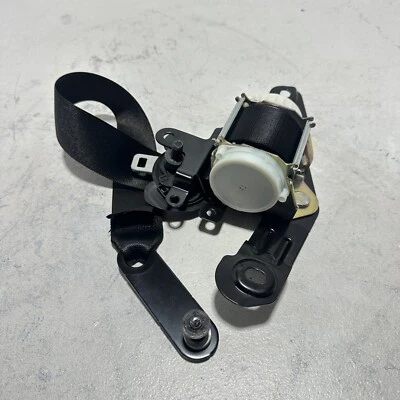 BMW OEM 550i GT REAR LEFT DRIVER SIDE SEAT BELT SEATBELT RETRACTOR 2011-2016 - Image 1 of 4