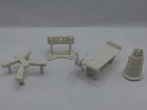 D&D Reaper miniatures bones plastic Torture Equipment - Picture 1 of 5
