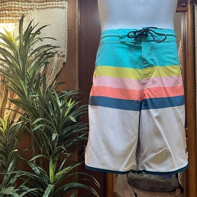 Billabong 73 Spinner Lo Tide Board Shorts 31 | Bañador Retro Pastel Rayas Foto 1 de 4