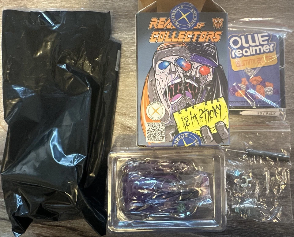 Realm Of Collector ROCBOX Limited 250 xtb OLLIE CLEAR PURPLE Realmer Gummi Bot - Image 1 of 1