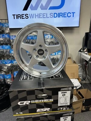 ESR CR5 18x8.5 +30 5x114.3 Hyper Silver (Set of 4) - Image 1 of 4