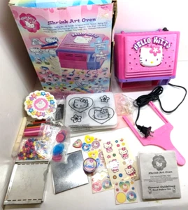 RAR Vintage 2003 Hello Kitty Schrumpfkunst Ofen Spielzeug mit Aufklebern (nur Teile, LESEN) - Bild 1 von 24