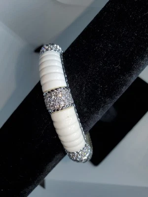 Impresionante brazalete Judith Ripka de plata de ley y ágata blanca circonita cúbica Foto 1 de 4