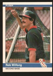 1984 Fleer Baseball #530 - Rob Wilfong - California Angels 84-1068 - Picture 1 of 2