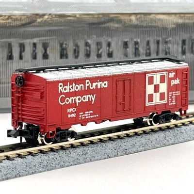 Model Power N Scale 3401 Ralston Purina Plug Door Boxcar RPCX 11492 - Image 1 of 4