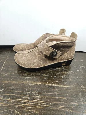 Alegria By PG Lite Caiti Tan suede Women’s Booties 37 7 to 7.5 Strap Comfy Foto 1 de 4