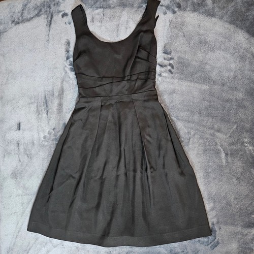 Abito Prada nero triacetato manica corta taglia 40 stile tubino minimalista