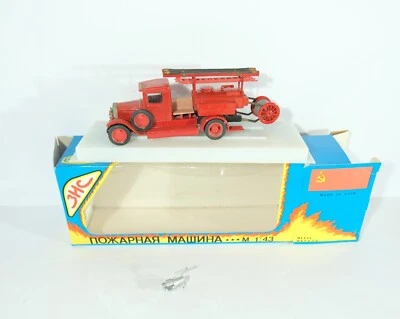 Camión modelo de metal fundido a presión OMO 3HC 1937 camión de bomberos ruso URSS Saratov 1/43 N7 Foto 1 de 4